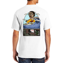 Load image into Gallery viewer, Surfs up T-shirt 👽
